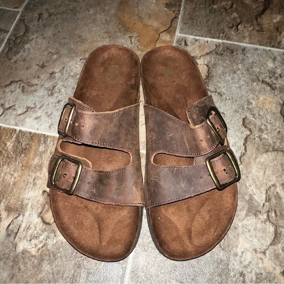 NEW White Mountain Helga Brown Double Strap Leather Slide Sandals - Picture 2 of 12